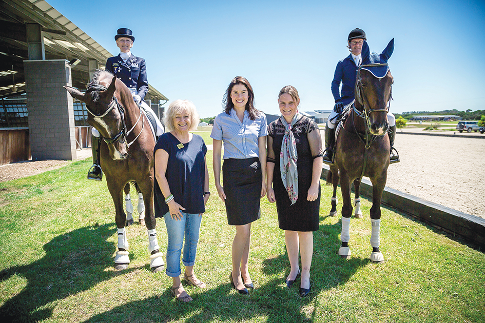 Caroline Wagner on Tango V, mayor Bev Colomb, Fiona Selby of Boneo Park, Melissa Cannon, and Jamie Coman. The Boneo Classic will be held from 22 – 25 January.