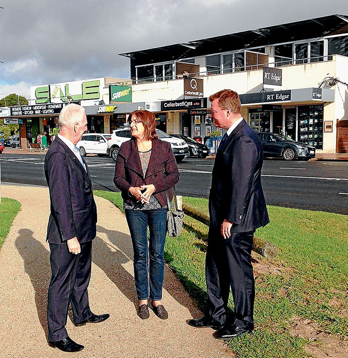 Security talk: Martin Dixon, left, Caterina Politi and Edward O’Donohue visited Rye the next day and called on the state government to fund CCTV.