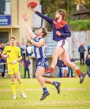 Out of reach: Mount Eliza handed out a 49 point defeat to Langwarrin in a low scoring game. Picture: Michael Kompa
