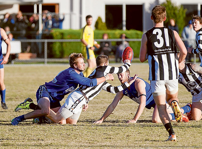 NFNL RND 8 Hastings vs Crib Point Seniors-10