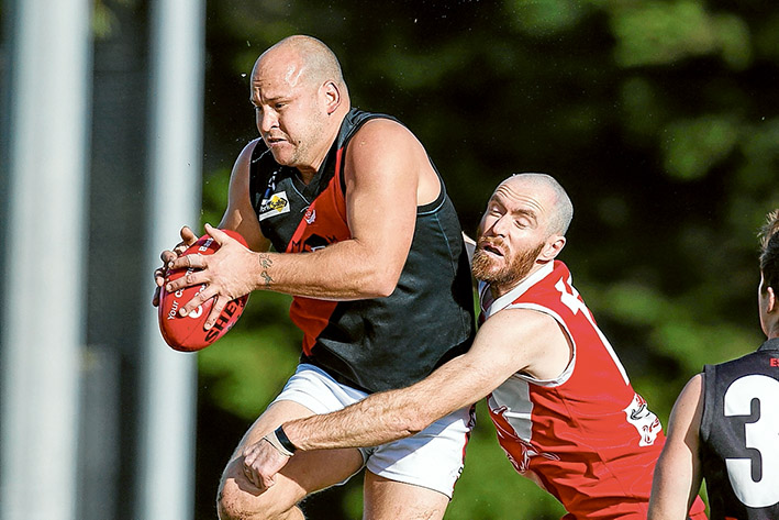 Sharks attack: Sorrento got hold of Frankston Bombers. Pics: Scott Memery