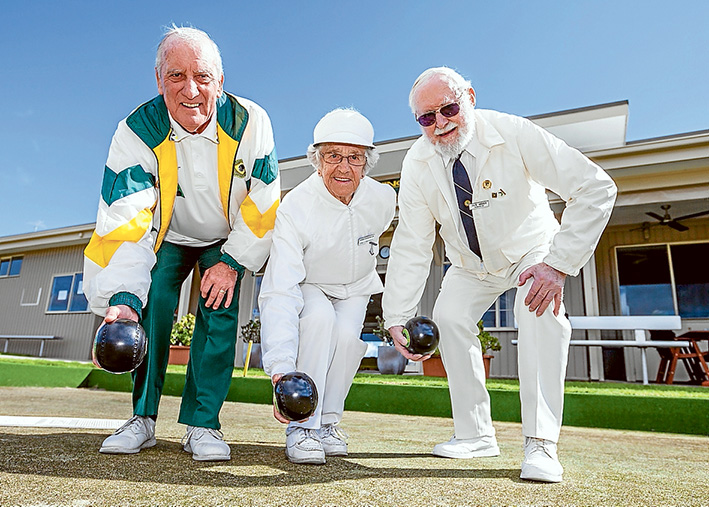 Away we go: Mornington Bowling Club president Ray Metherell, left, with guests of honour Vera Cornwell and Jack Missen at Thursday’s season opener. Picture: Yanni