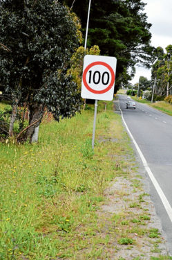 Sign change: New 80kph signs were quickl;y changed back to 100kph when it was realised the VicRoads speed limit trials were not due to start until next month. Picture: David Chalke