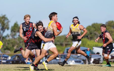 Right: The Stonecats clinched a win against Frankston Bombers, running out 18 point winners. Picture: Craig Barrett