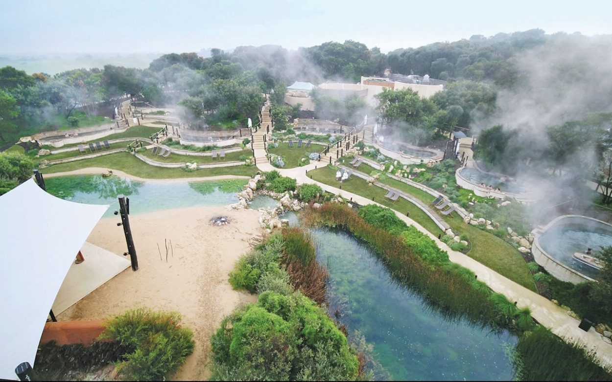 Award-winning peninsula attraction on the market