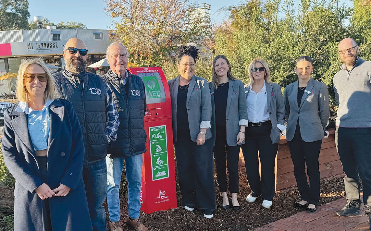 New defibrillator installed in Mt Eliza