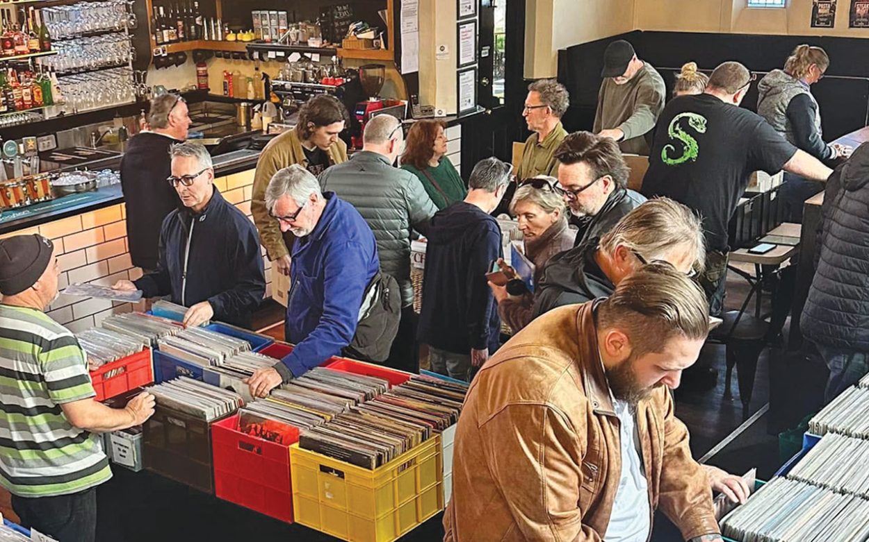 Record Fair to return