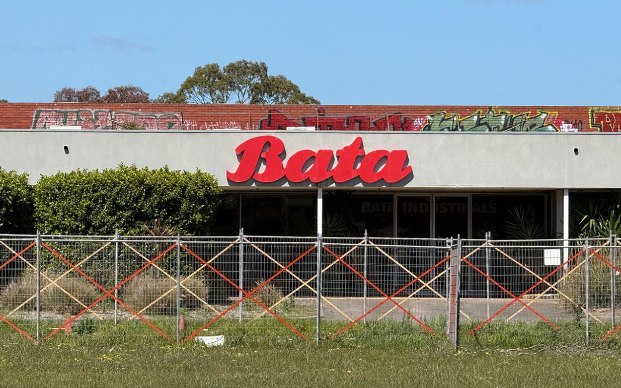 Council votes in favour of development of Bata site